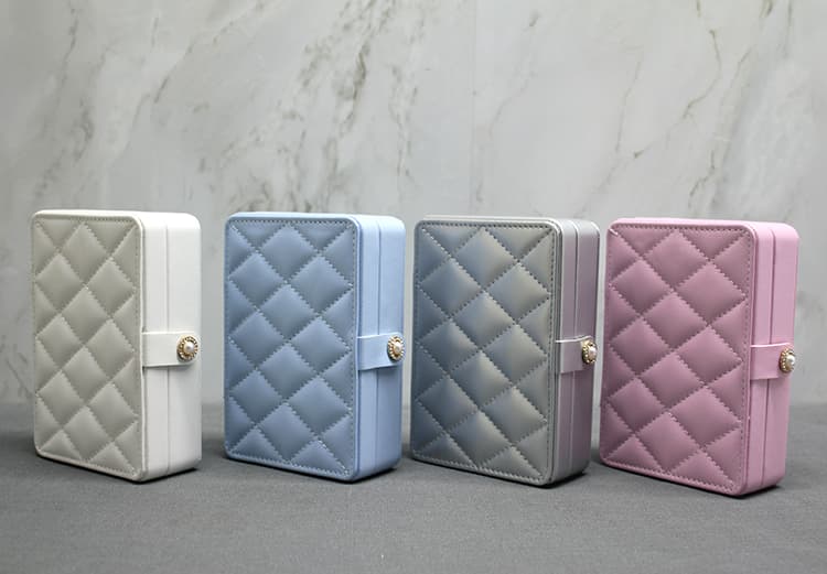 16x11 cm Deri Kaplamalı Makyaj Ve Takı Kutusu