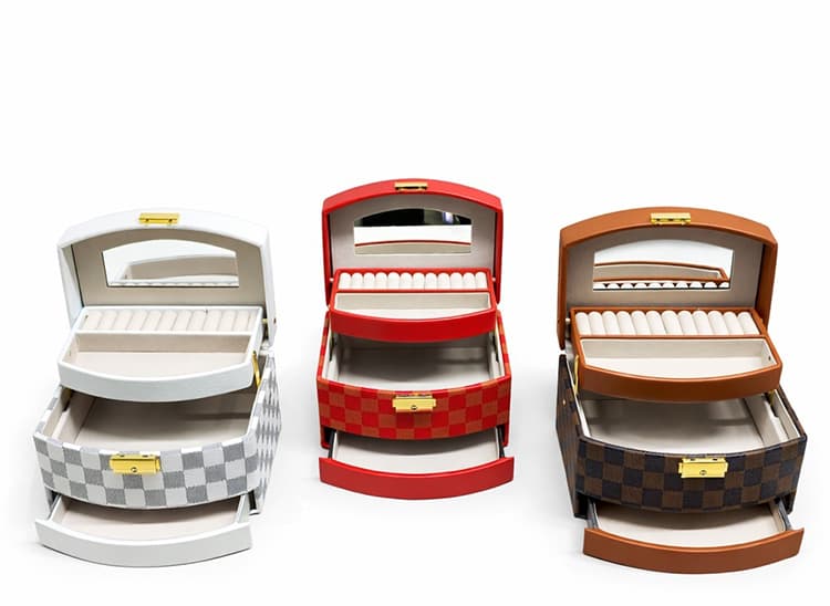 22x18 cm Makyaj Ve Takı Kutusu