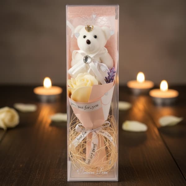 Şeffaf Kutulu Ayıcıklı Gül Buketi